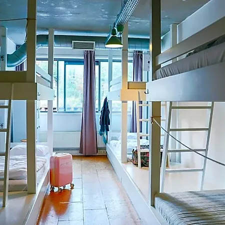 Clinkmama Hotel
