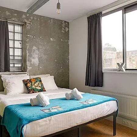 Clinkmama Hotel
